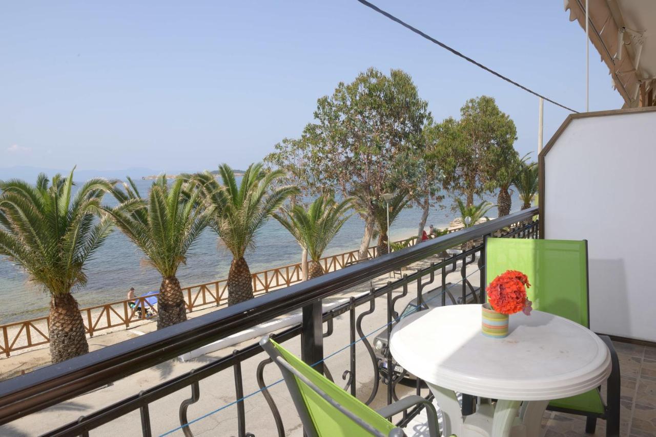 Akrogiali Hotel